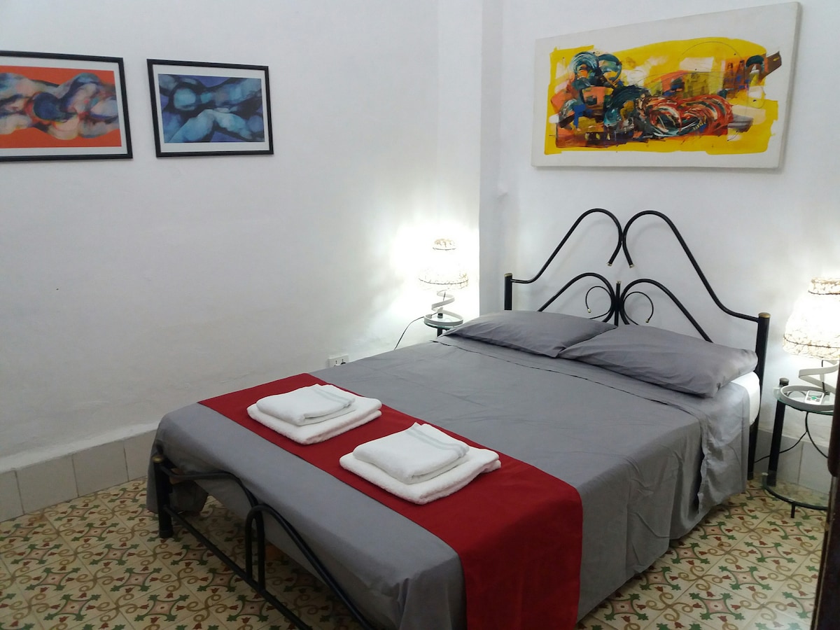 غرفة النوم 1