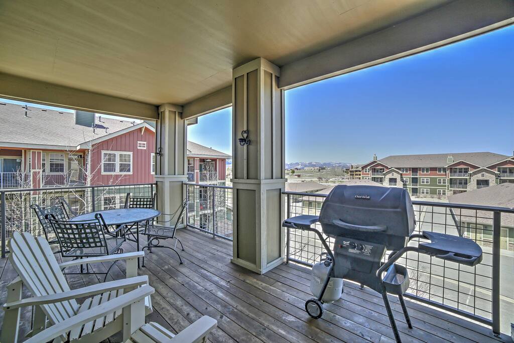 Cookout on the grill as you enjoy the pleasant weather.