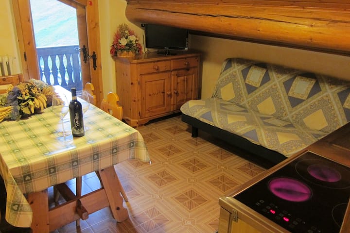 Chalet Del Sole Trilo 3/5 Pax "Luna" - Livigno