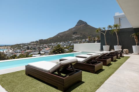 Camps Bay Panoramic Sea View Villa