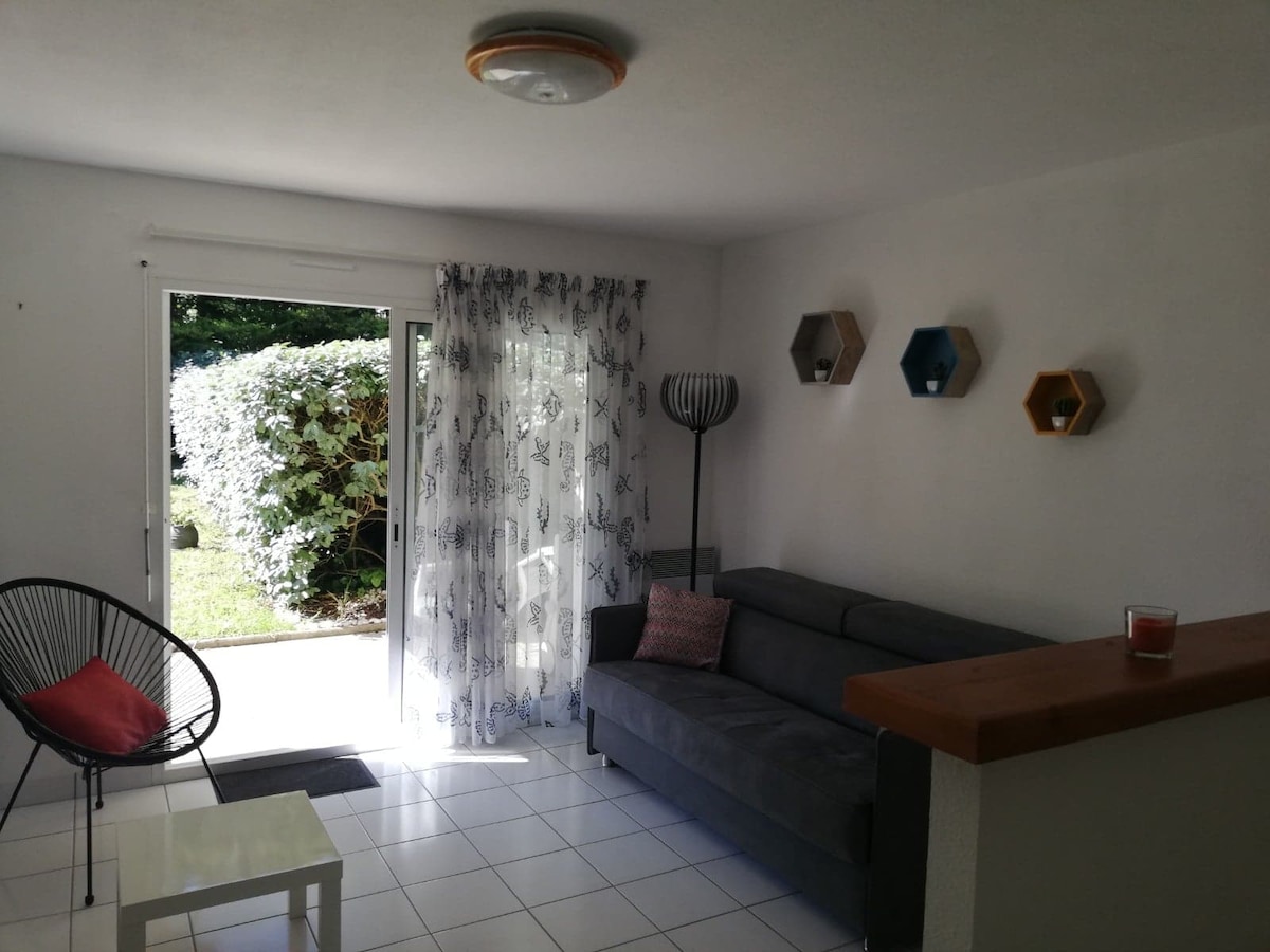 Top Airbnb: Studio 2 people with parking, 100 m from the beach à Pornichet