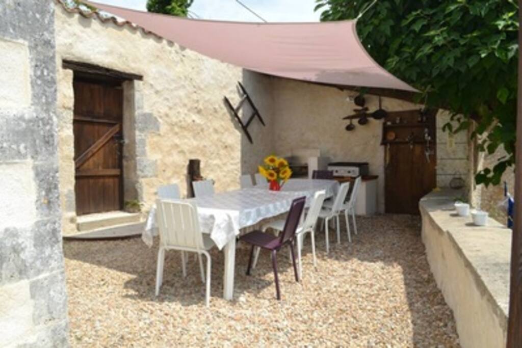 The Farmhouse BBQ terrace