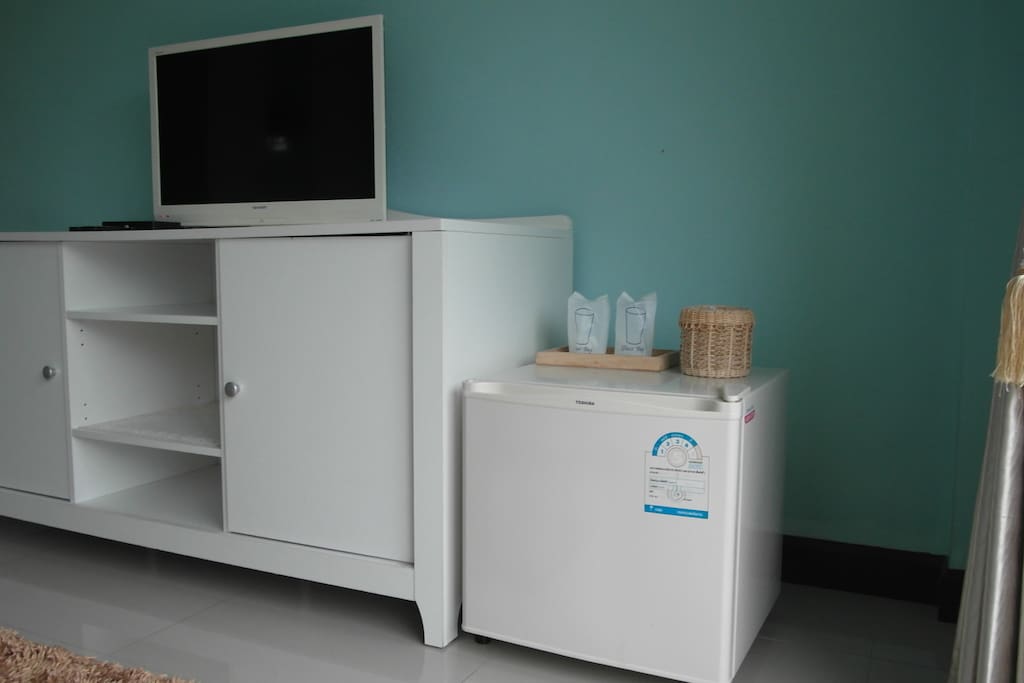 Refrigerator with free bottle of water (2 bottles per day)