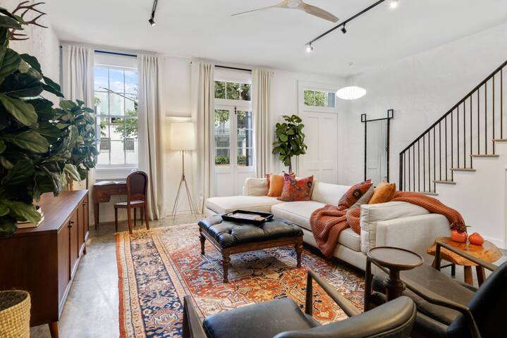 Luxury Historic Home | Downtown gallery image 4