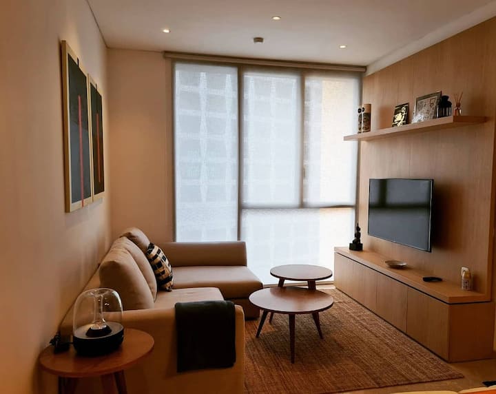 Newly Renovated 2 Bedroom Unit, Located In The Heart Of South Jakarta. - Kemang