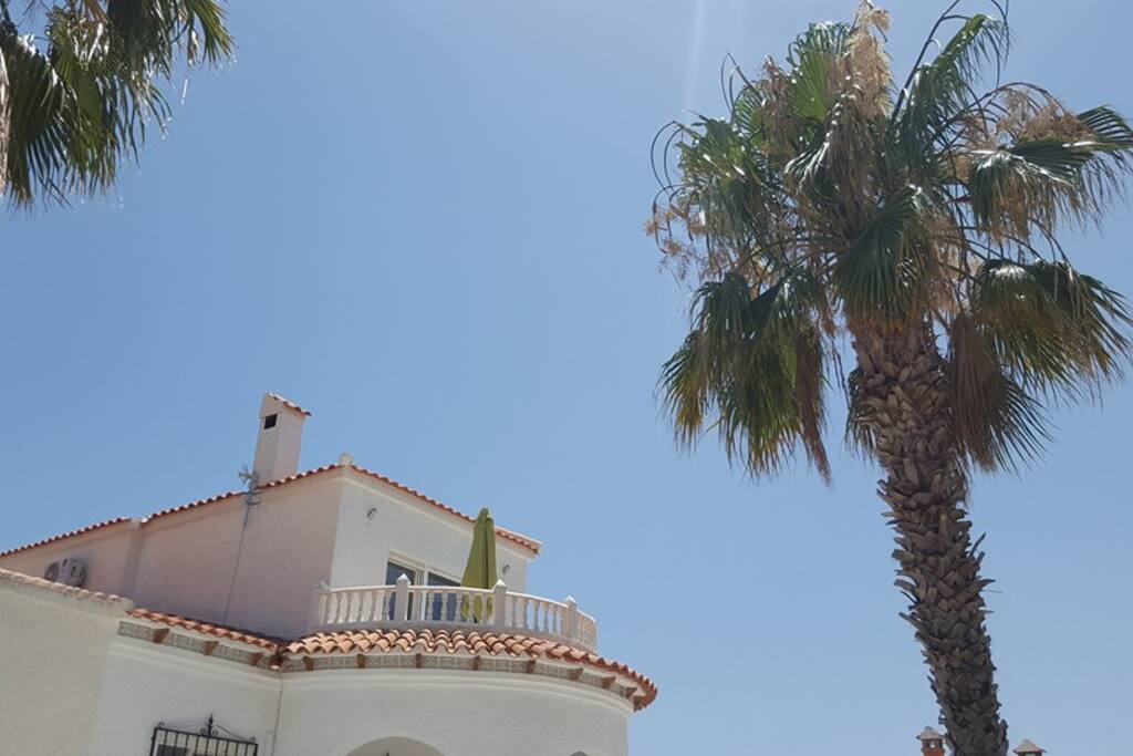 La terrasse du studio fait 10 m2
