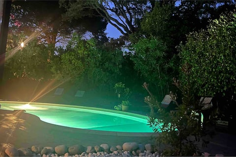 House with pool close to the beaches