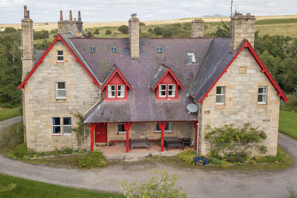 Shinness Lodge