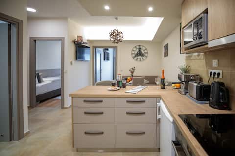 Mokka Best Deluxe Apartment in the City Center