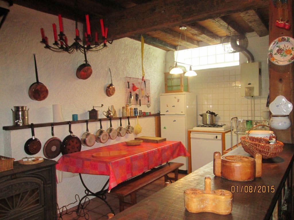 Ancienne ferme rénovée face à la montagne in Belcaire — property photo 15