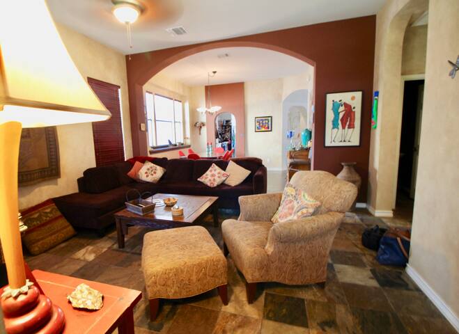 Large Zilker Home, Downtown- SOCO-ACL! gallery image 2