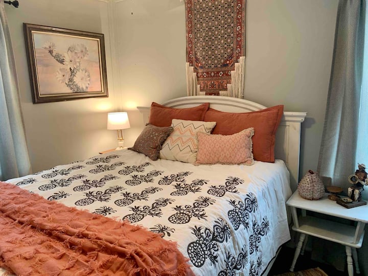 Second bedroom