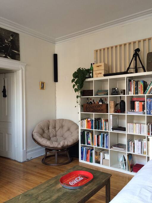 Living room :: Salon