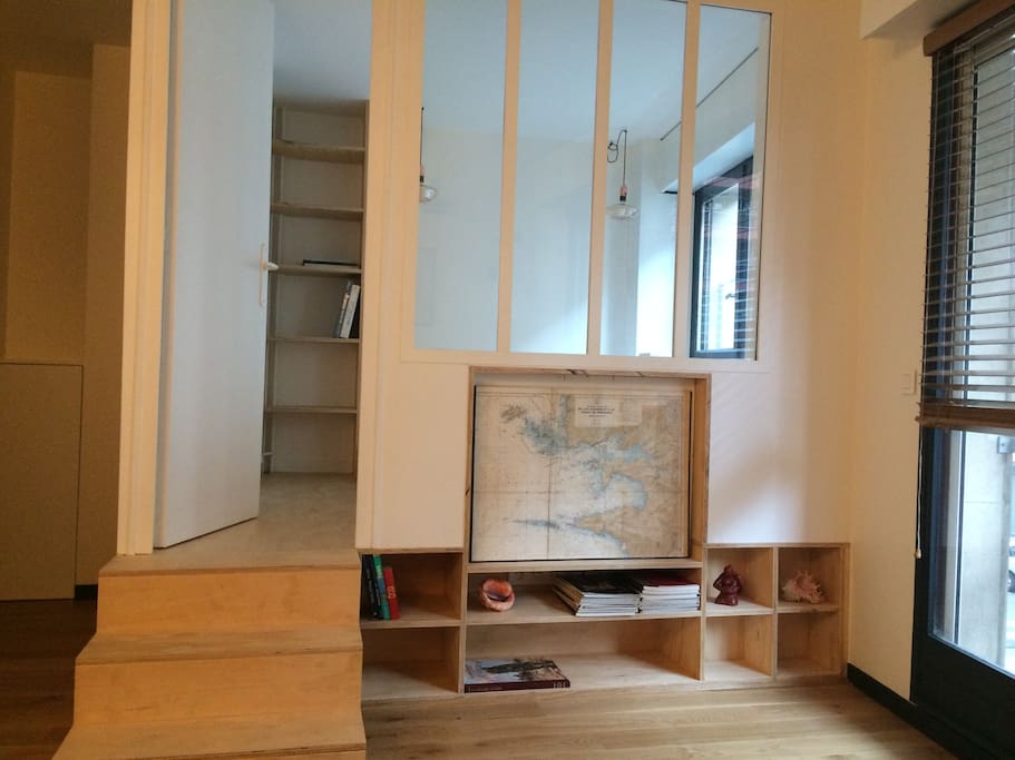 studio lumineux avec terrasse et
chambre indépendante