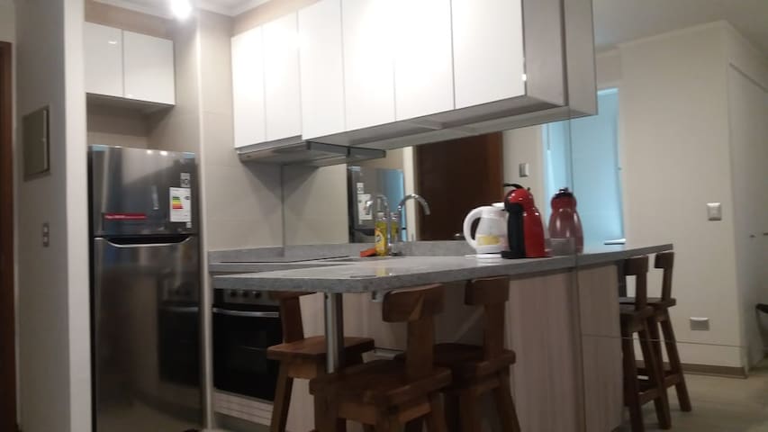 Entire home with 1 bedrooms in Pucon - Departamento 2 personas en Pucón, estacionamiento.