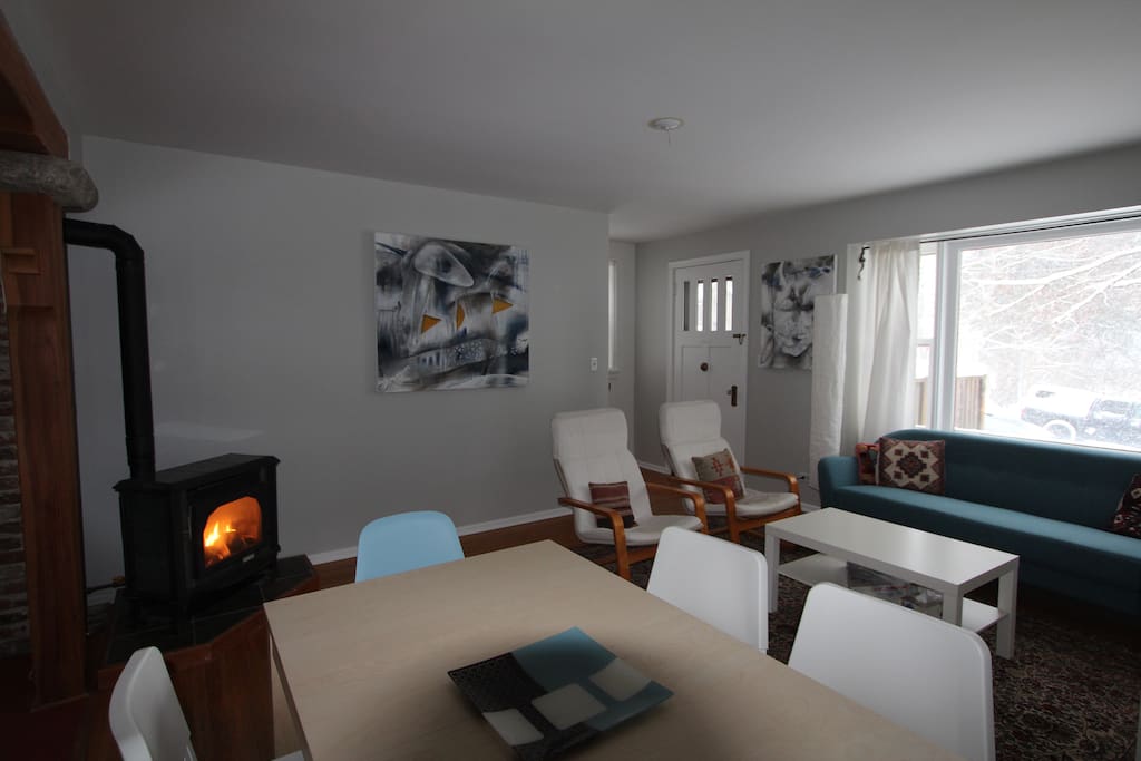 Living room with gas fireplace