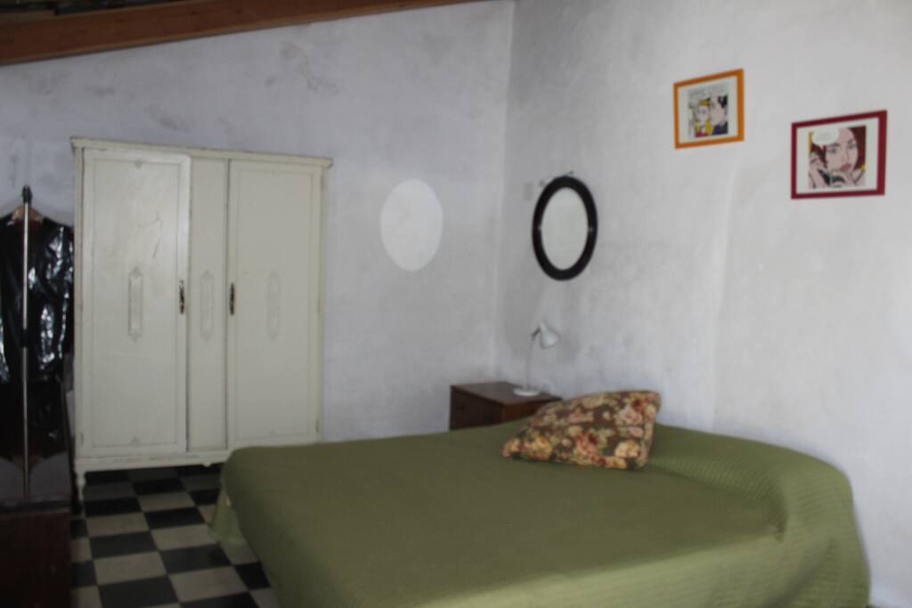 Cama doble king-size de la 2ª estancia
