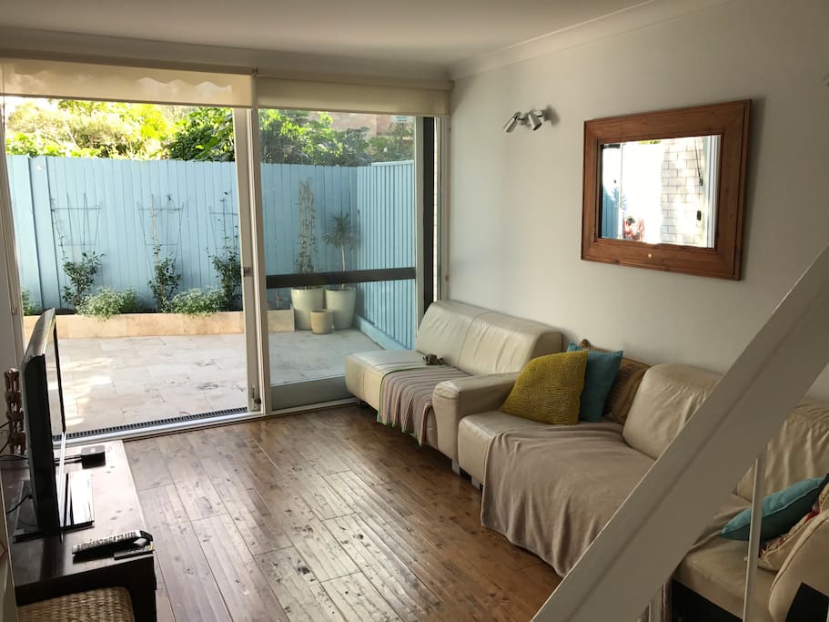 Living Room & Courtyard