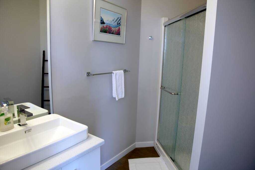 Full bathroom