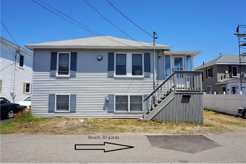 Ocean View Home Close to Downtown Attractions!