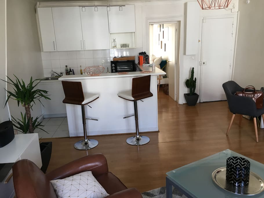 Le Bar