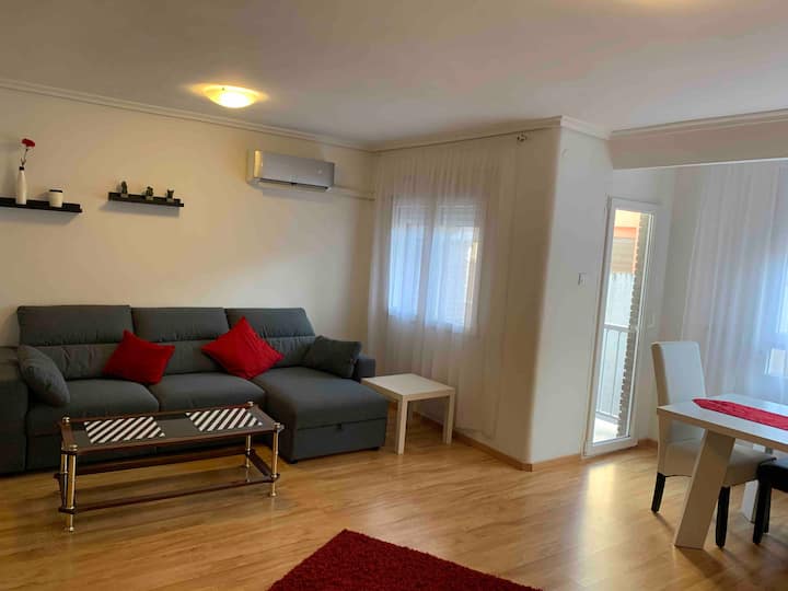 Great Value, Super Spacious Accommodation - Villarreal