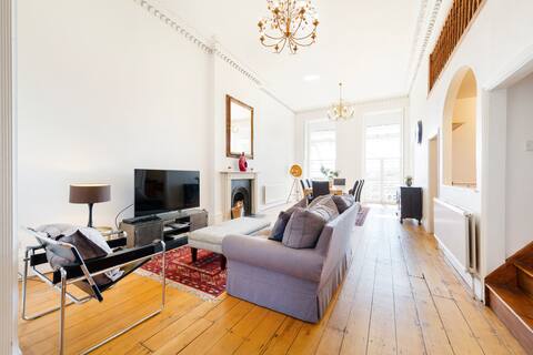 Clifton Georgian Balcony Apt - Simplycheckin