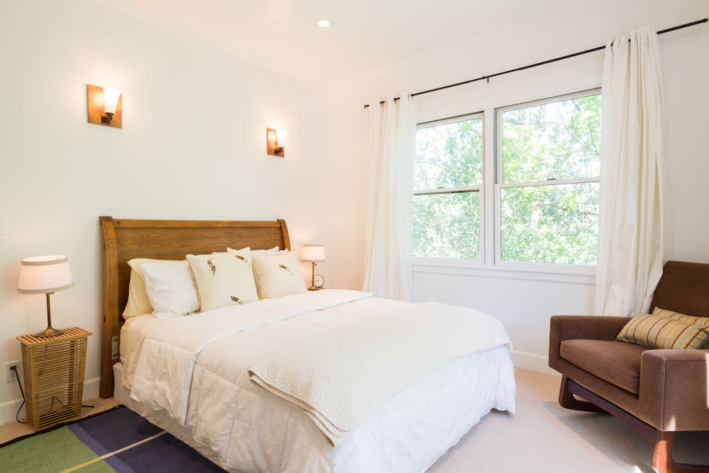 Queen Size bed