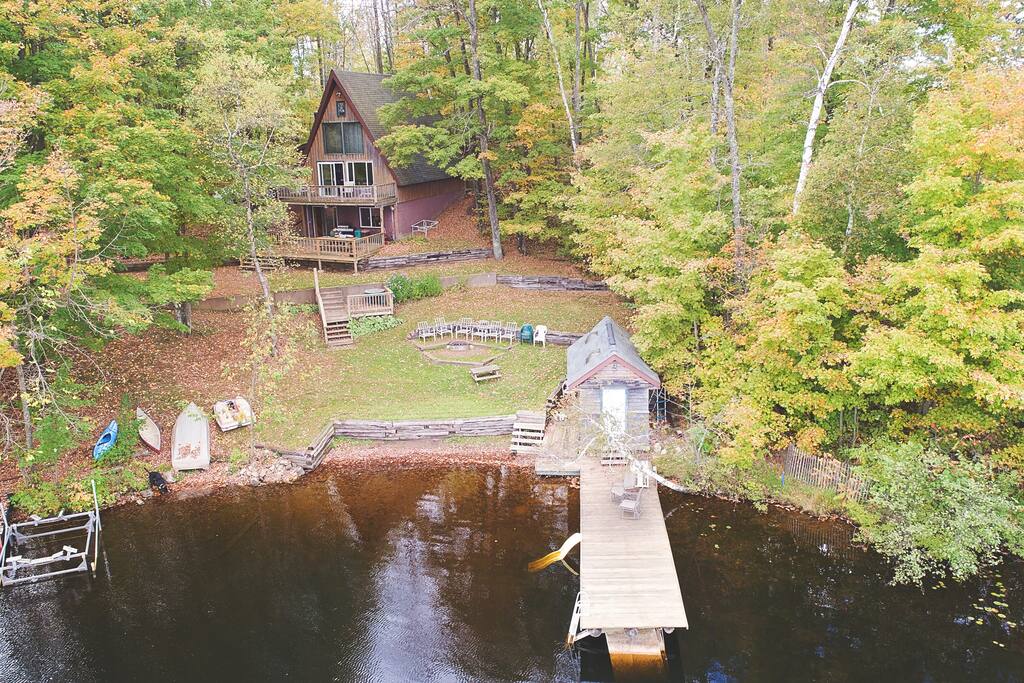 The cabin: Drone photo credit - Travis Pohls