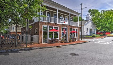 Popular Airbnb listing: Atlanta Loft in Cabbagetown Close 2 Mercedes Benz in Cabbagetown