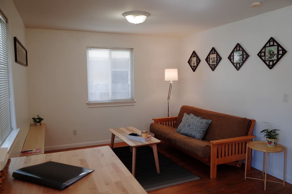 Quality futon for extra guest