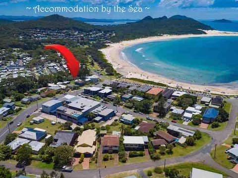Top performing Airbnb: Accommodation by the sea in Fingal Bay