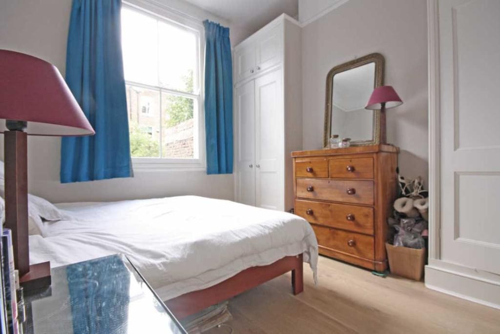 1 big bed that can accomodate 2 people max (2m x 2m)