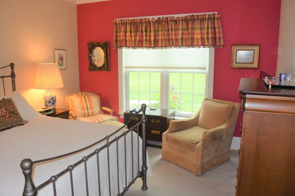 Room come with a Queen size, bed, 2 comfortable chairs and a HD TV.