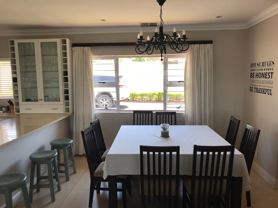 Dinning room and Breakfast area