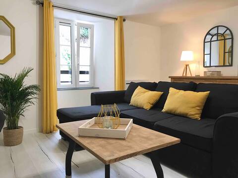 Apartment in the historic center of Neufchâteau