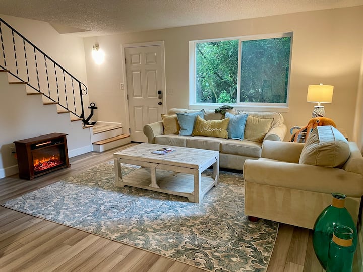 Cozy, Comfy & tranquil family and pet friendly Townhouses for Rent in