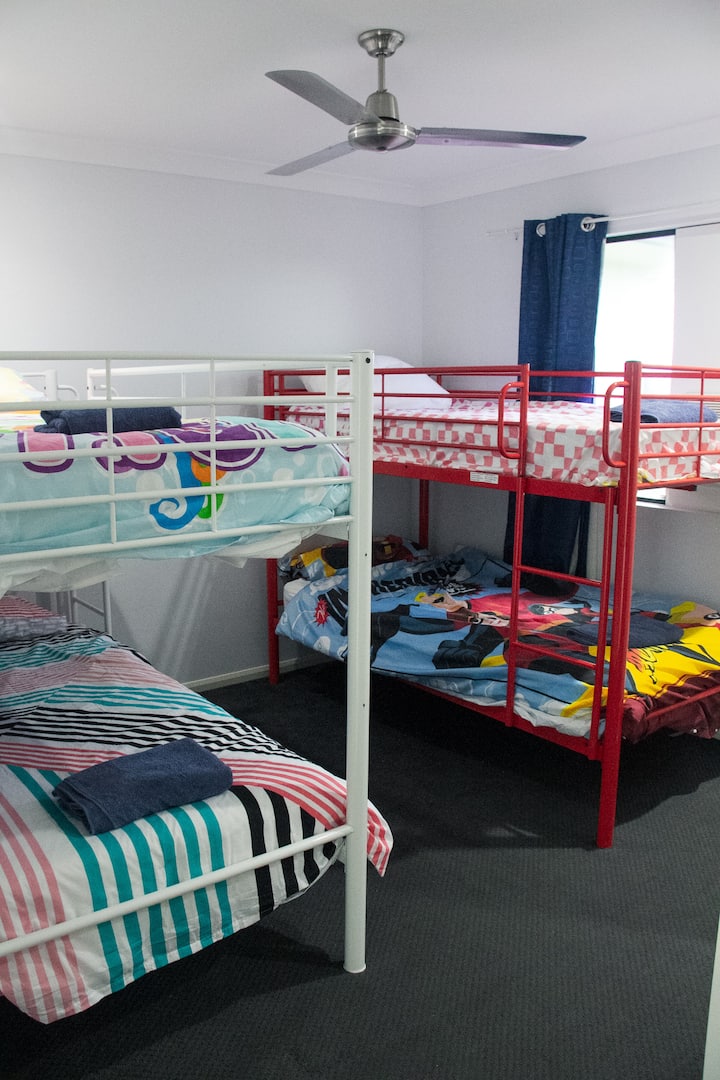4 Single bunk beds with built in wardrobe