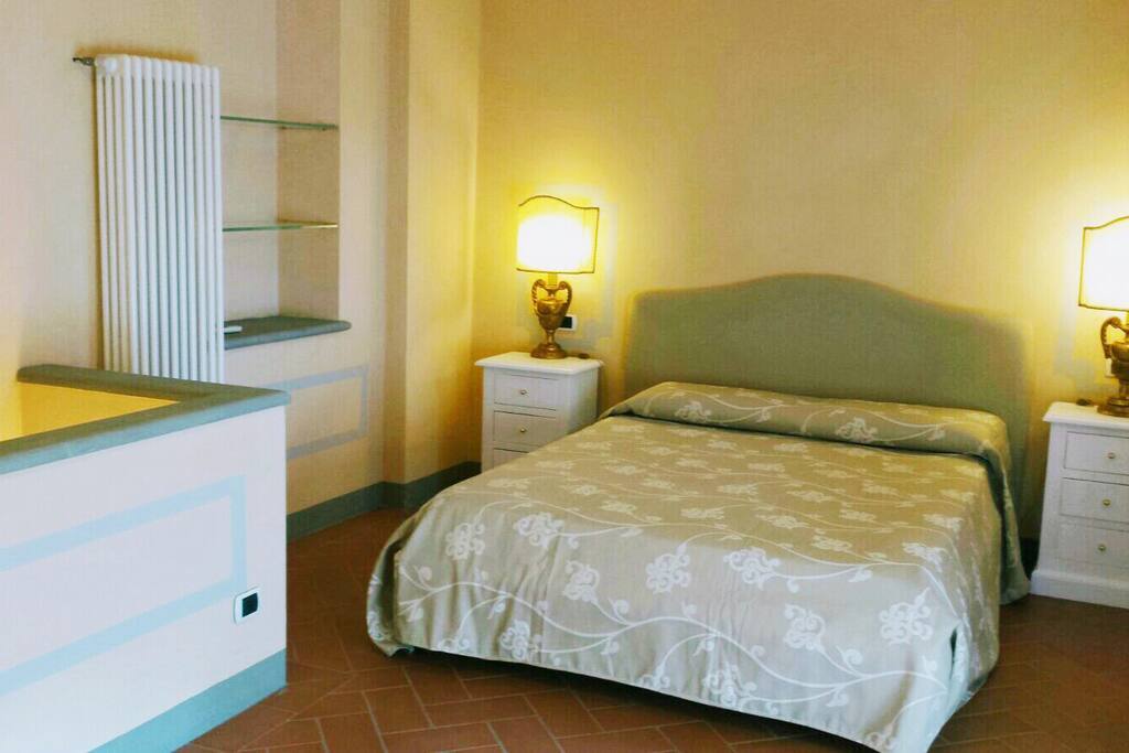 Camera da letto/ bed room