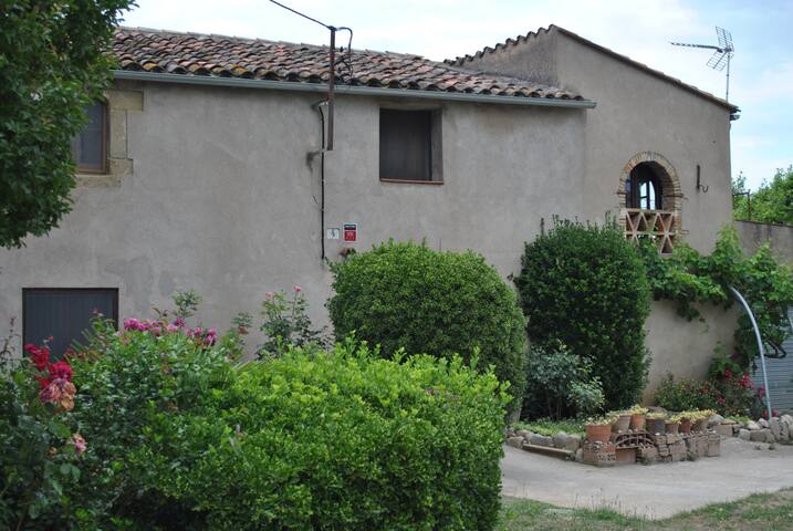 Casa Rústica Can Nyony Completo