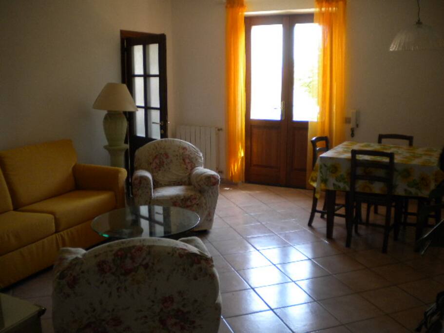 SALONE