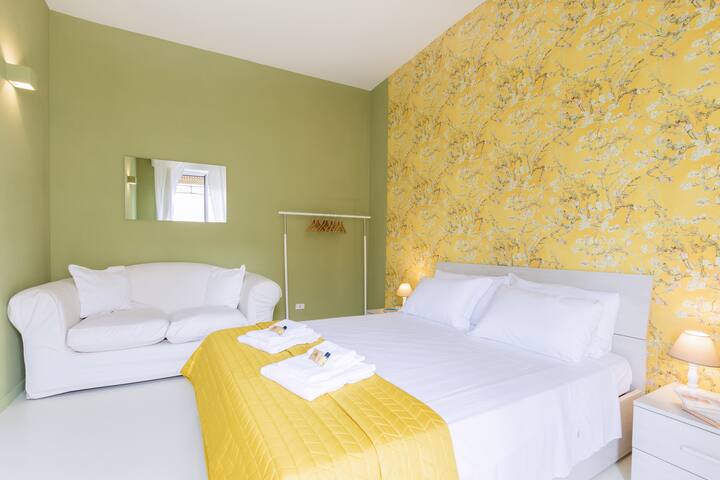 Pellegrino Luxury Apartment with Balcony – 4PAX gallery image 4