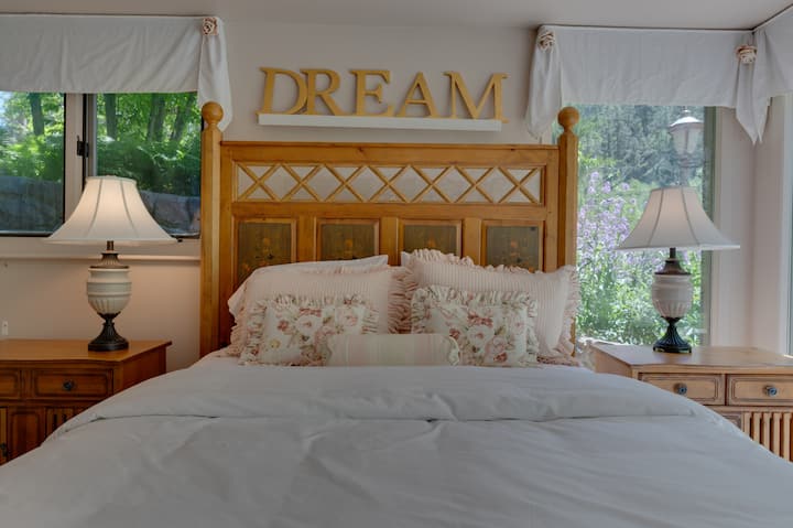 4th Bedroom with Queen (Lower Level with view of Rapid Creek)