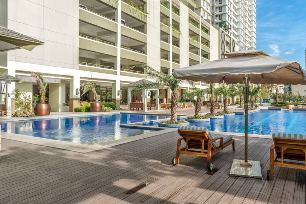 BEST VALUE & PLACE in Manila! Near DLSU & SM MOA