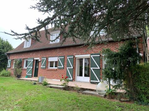 single-family home on Mont Cassel