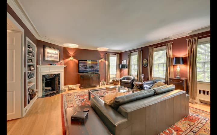 2nd Level Den/TV Room