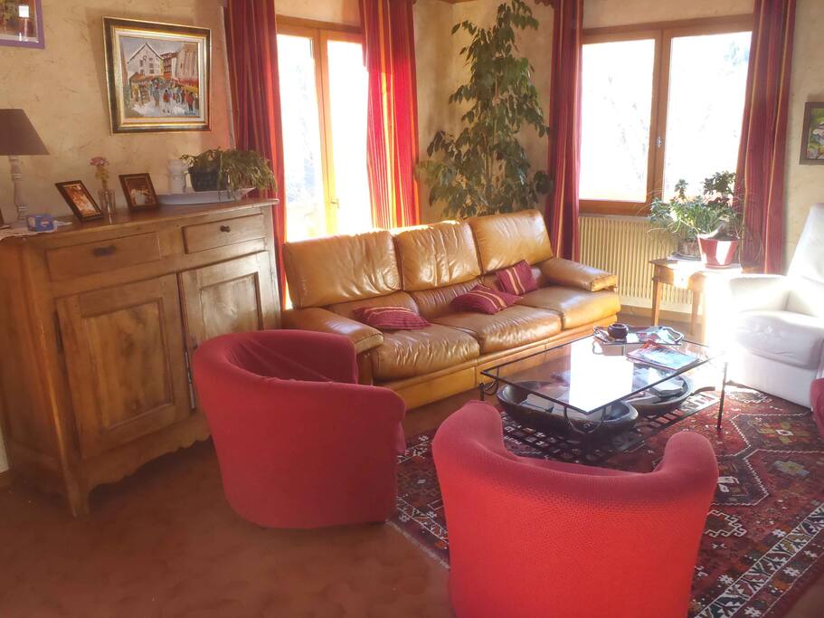 profitez de notre salon confortable
