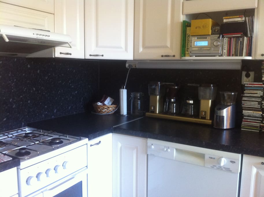 Kitchen 2