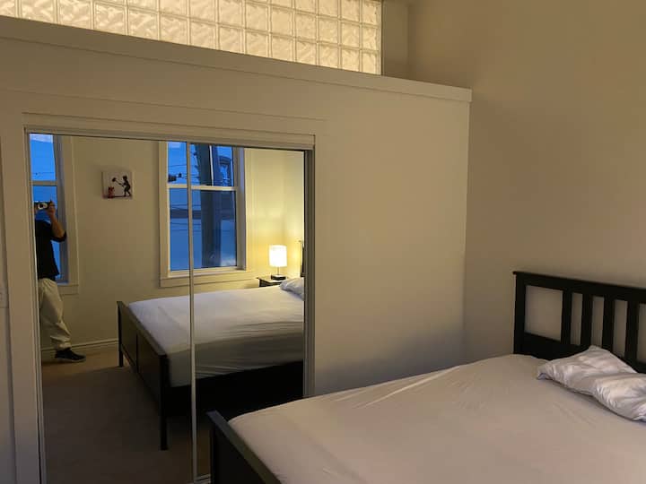 غرفة النوم 2