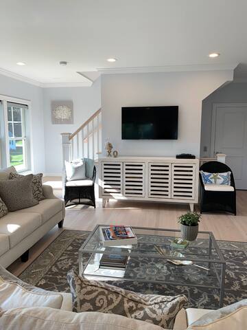 Maywood Bonnet Shores Narragansett gallery image 4